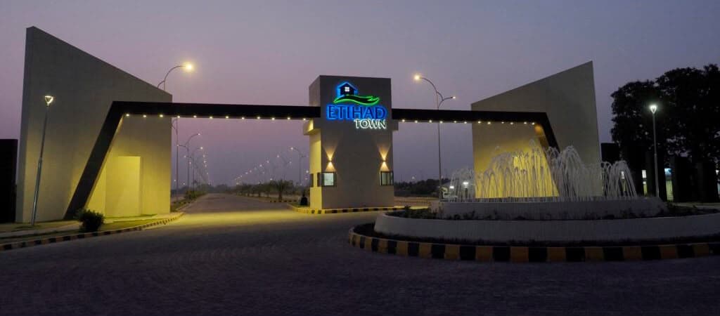 Etihad Town Sialkot — Monumental 800 Ft. Gateway